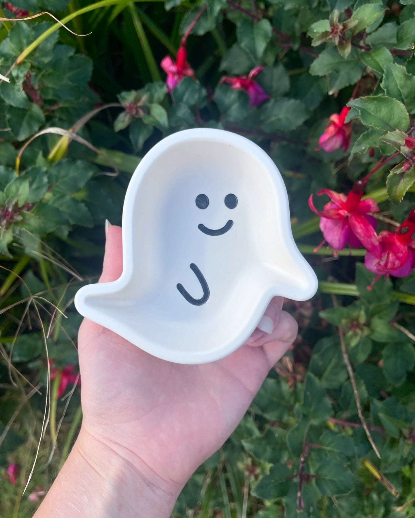 Ghost Shape Dish